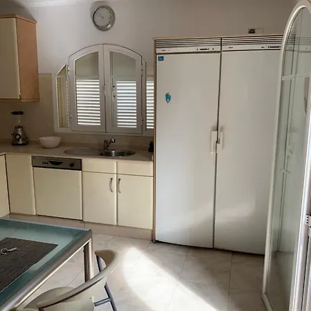 Holiday home Casa La Cornisa *
